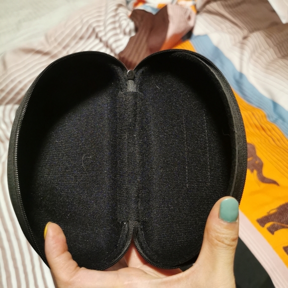 glasses case - Picture 7 of 7